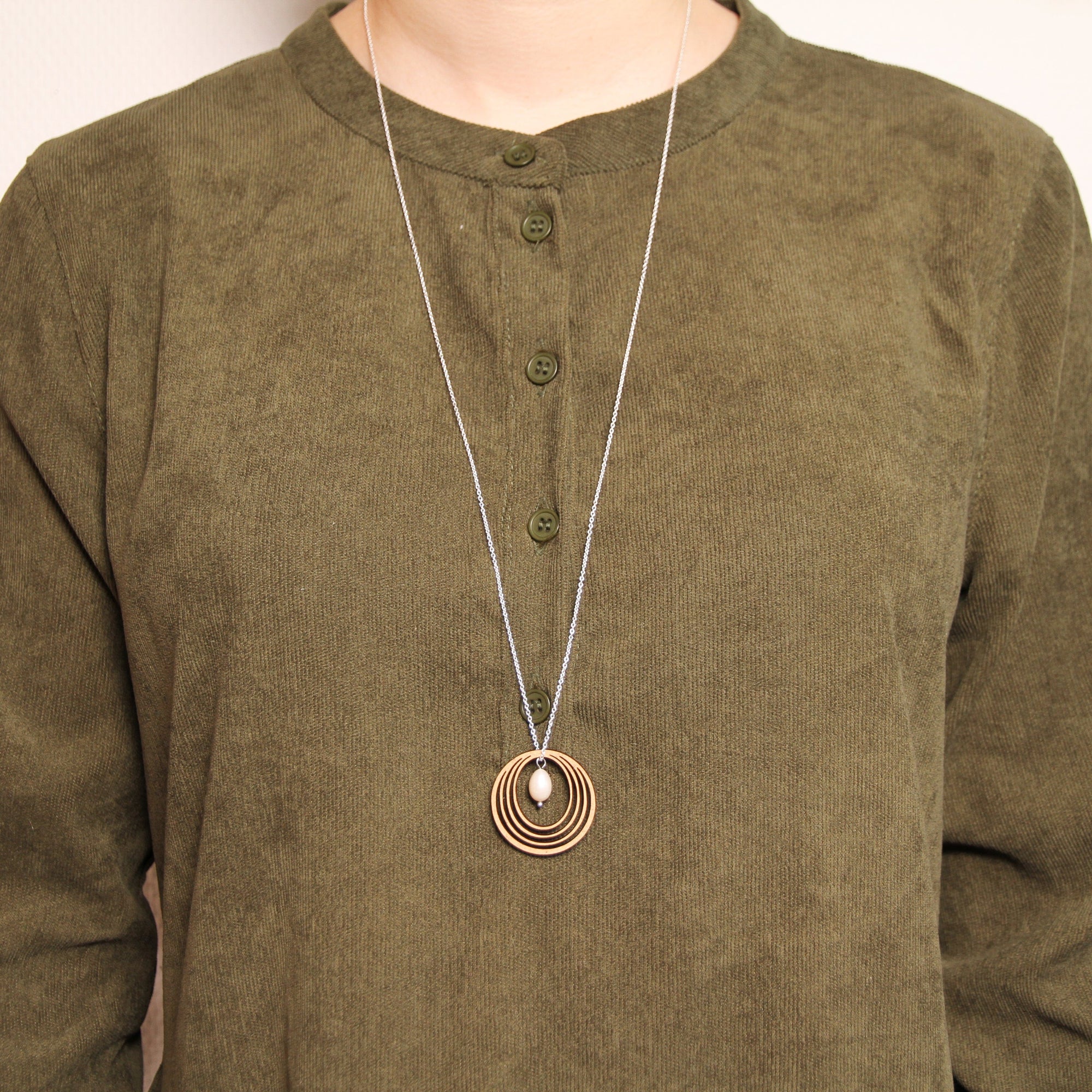 DIBB Design Halskæde Mercedes Halskæde Mercedes -Sølv halskæde | Bæredygtige træ smykker | Håndlavet design 